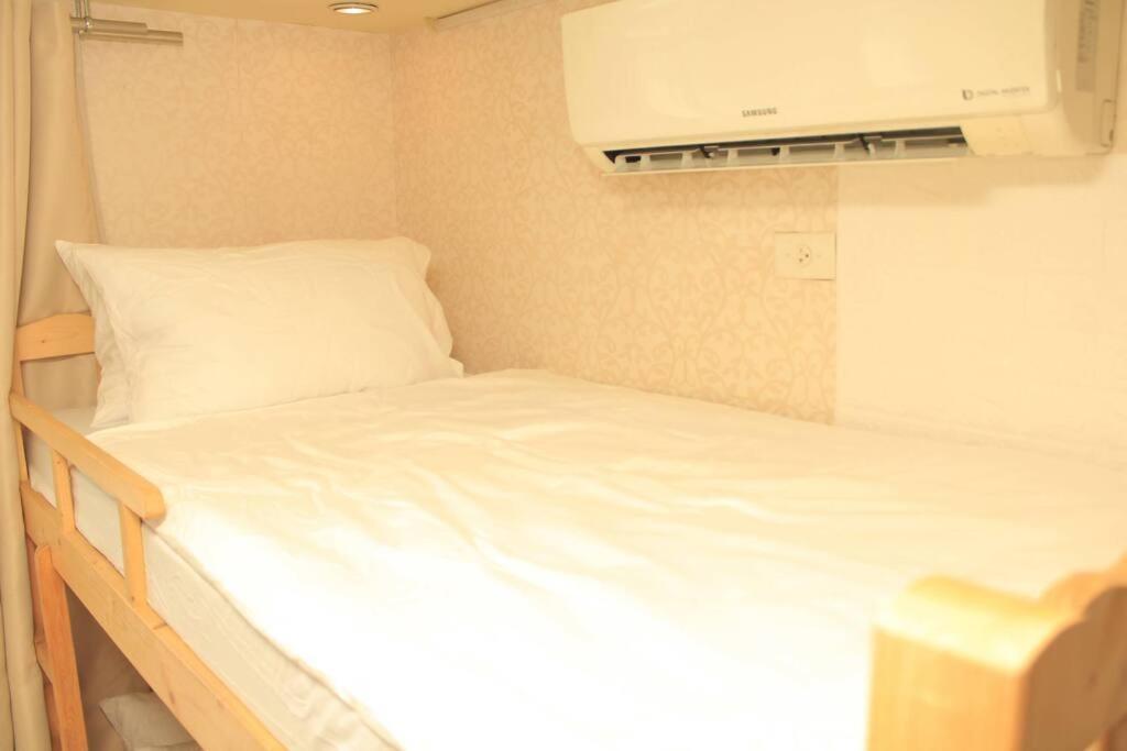 A2J Luxury 1Br Balcony Suite Near Venice Mall Bgc Manila Exterior foto