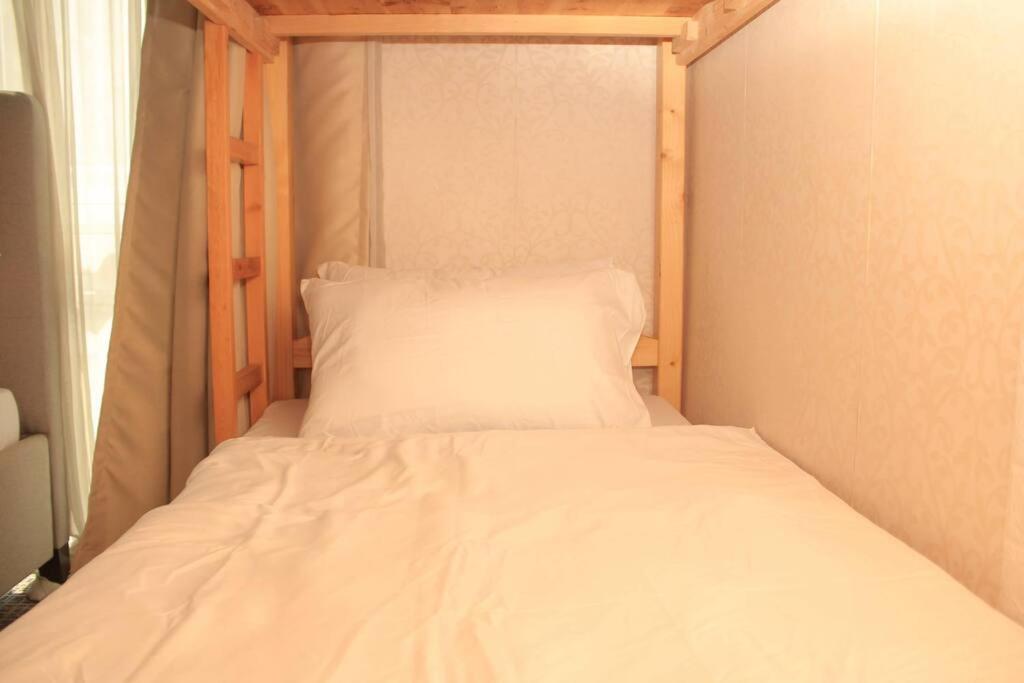 A2J Luxury 1Br Balcony Suite Near Venice Mall Bgc Manila Exterior foto